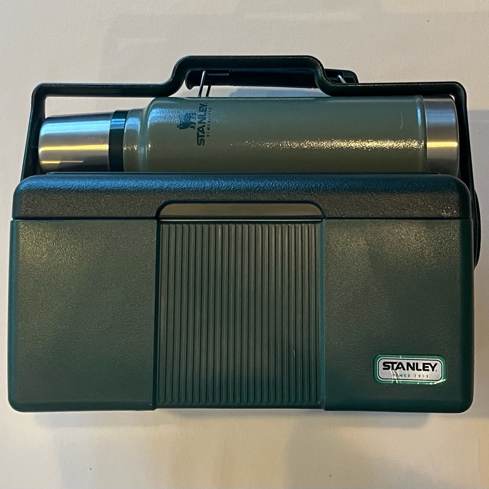 Stanley Classic 7 Qt lunch cooler + 1.5 Qt thermos- green - cold/hot retention